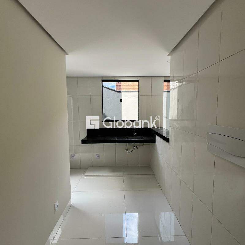 Casa 3 quartos à venda Residencial Sul Jacarandás 68m² Montes Claros MG: 