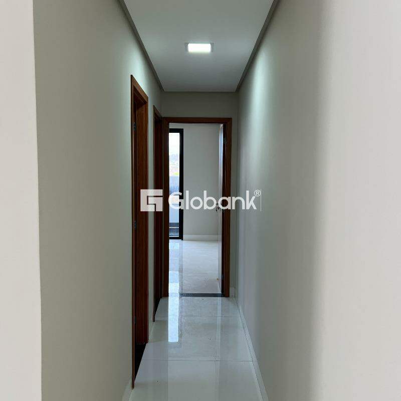 Casa 3 quartos à venda Residencial Sul Jacarandás 68m² Montes Claros MG: 