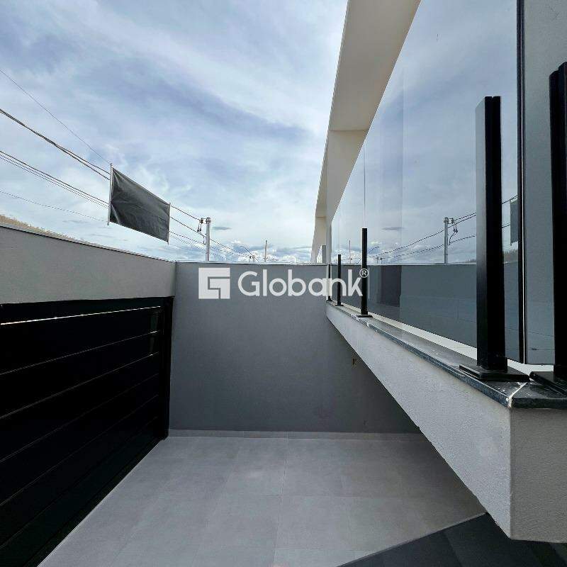 Casa 3 quartos à venda Residencial Sul Jacarandás 68m² Montes Claros MG: 
