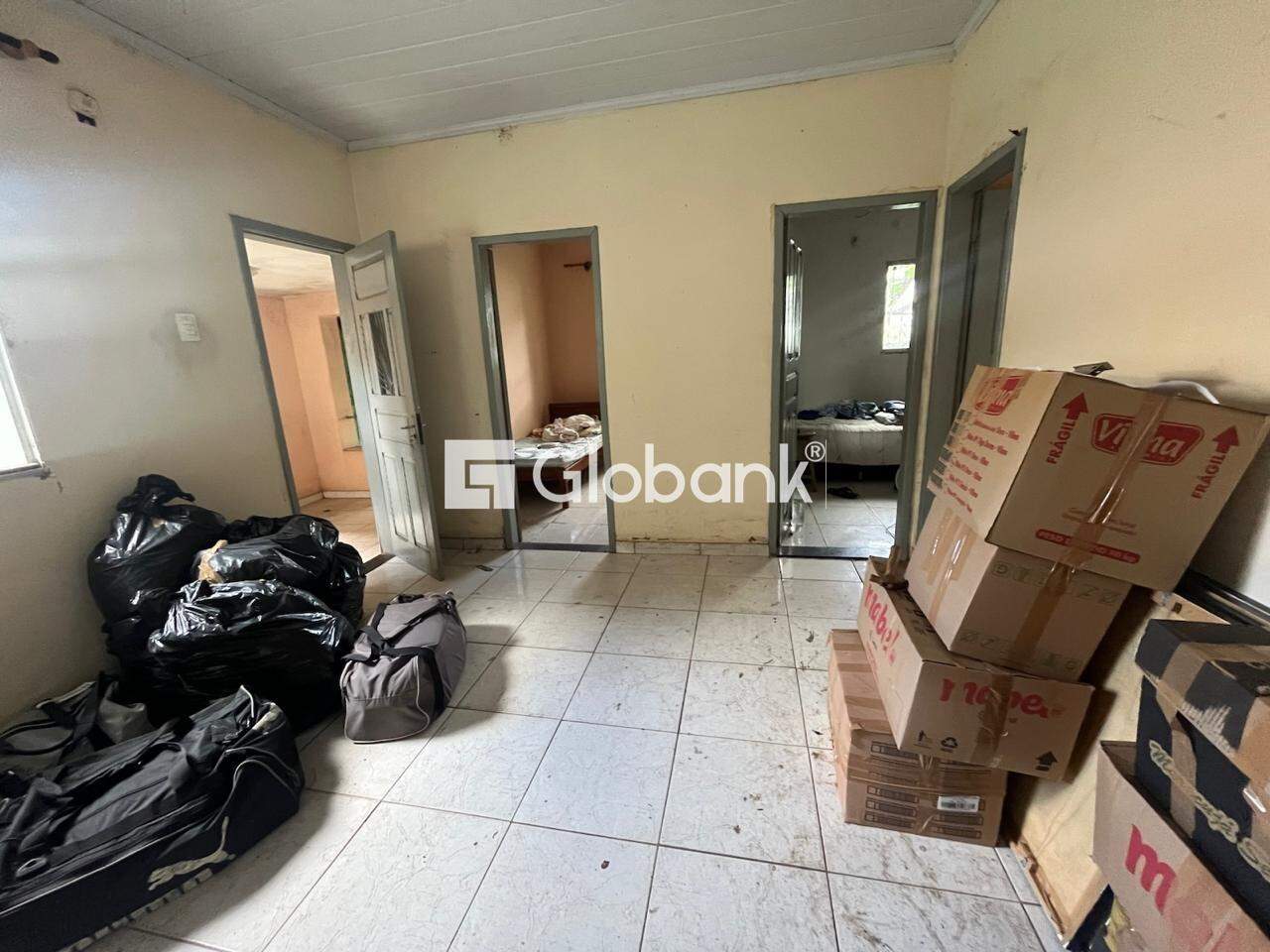 Casa 4 quartos à venda Centro 330m² Montes Claros MG: 
