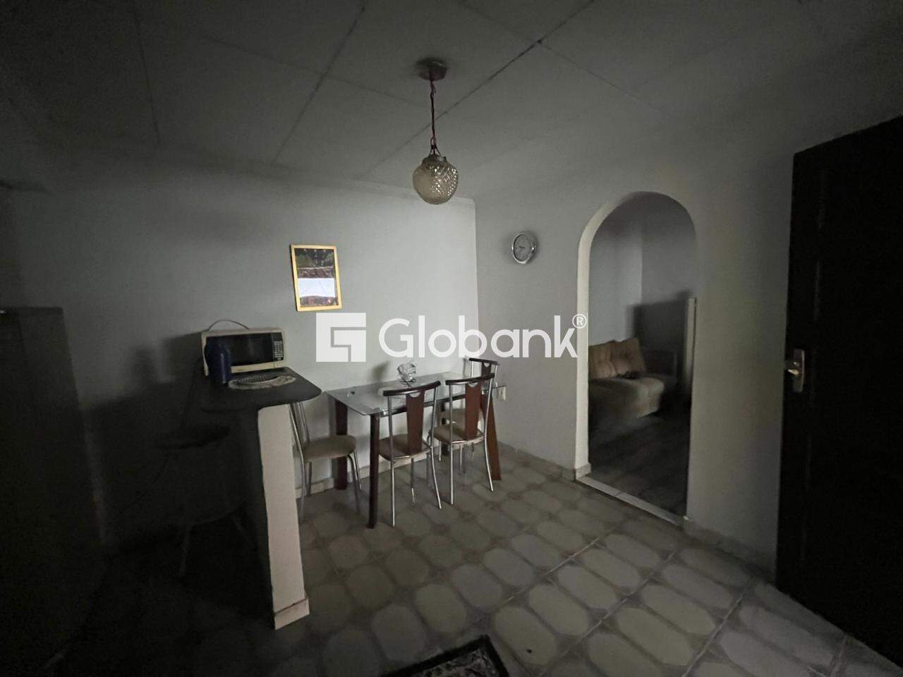 Casa 4 quartos à venda Centro 330m² Montes Claros MG: 