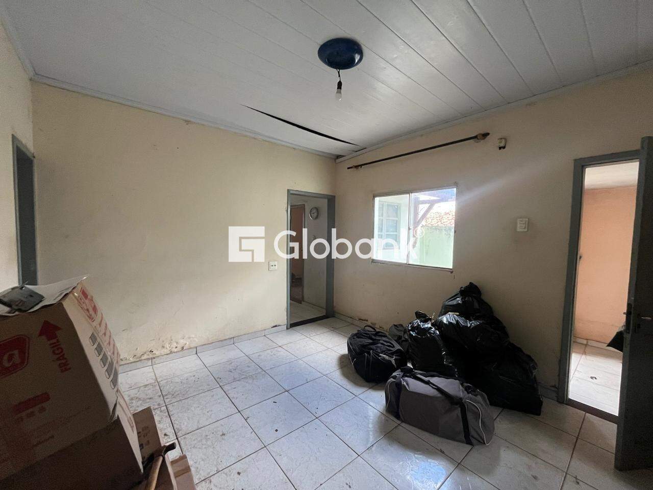 Casa 4 quartos à venda Centro 330m² Montes Claros MG: 