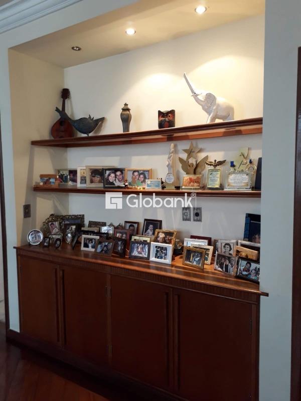 Casa 6 quartos à venda Ibituruna 360m² Montes Claros MG: 