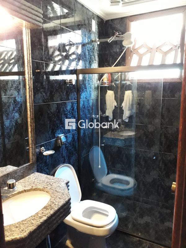 Casa 6 quartos à venda Ibituruna 360m² Montes Claros MG: 