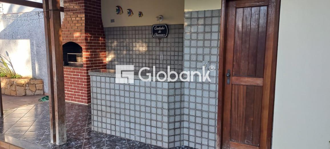 Casa 6 quartos à venda Ibituruna 360m² Montes Claros MG: 