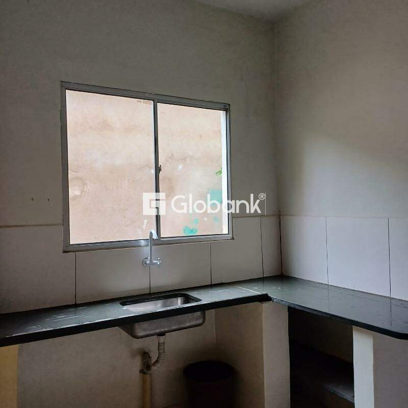 Casa 6 quartos à venda Jardim Panorama 150m² Montes Claros MG: 