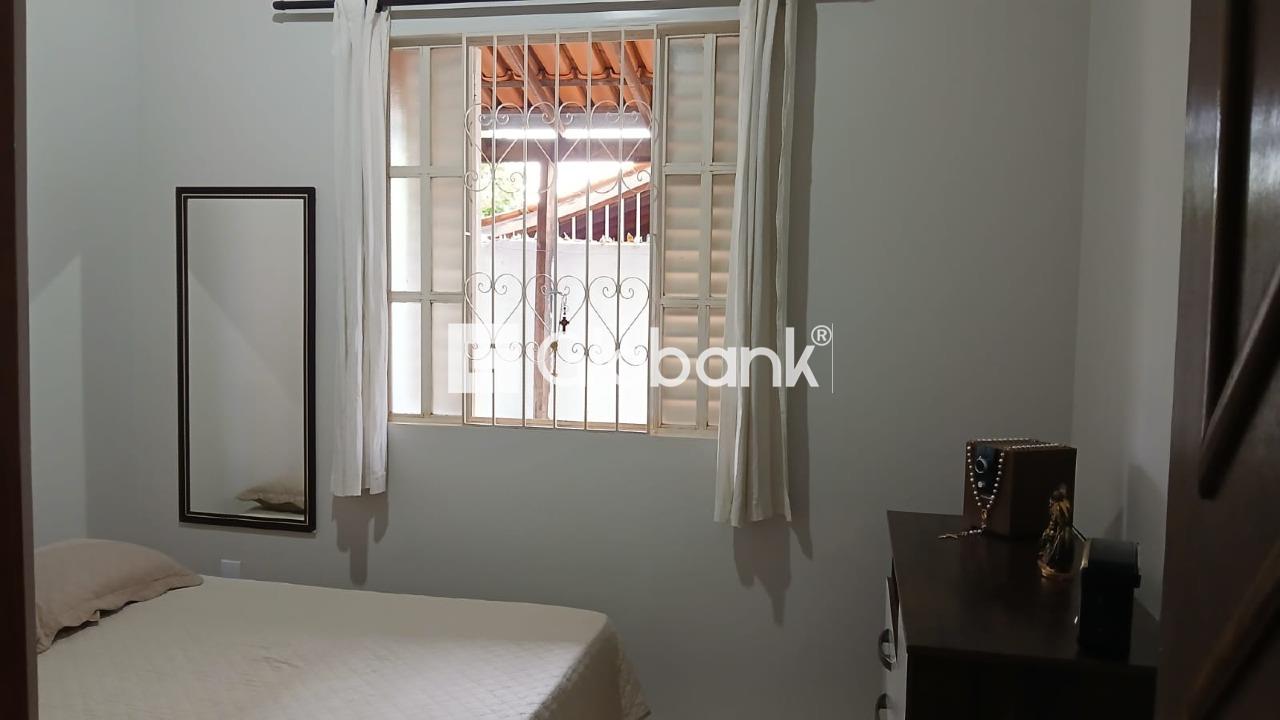 Casa 3 quartos à venda Alcides Rabelo 160m² Montes Claros MG: 