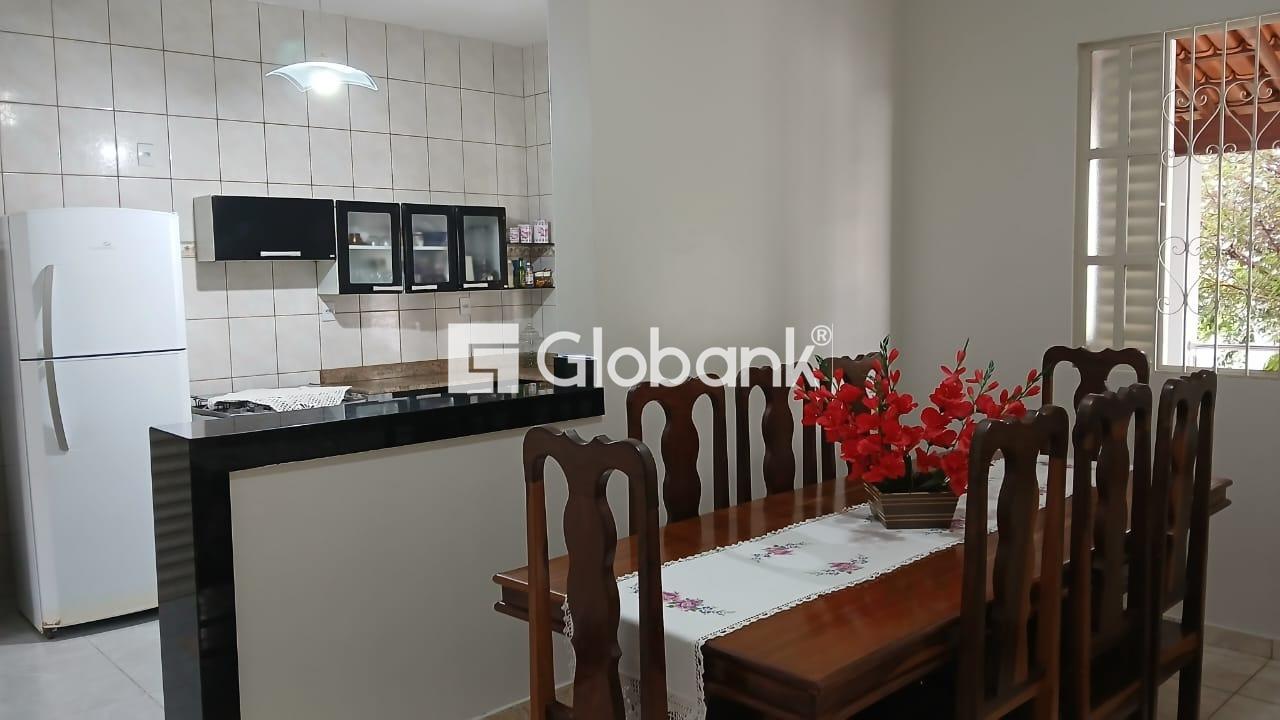 Casa 3 quartos à venda Alcides Rabelo 160m² Montes Claros MG: 