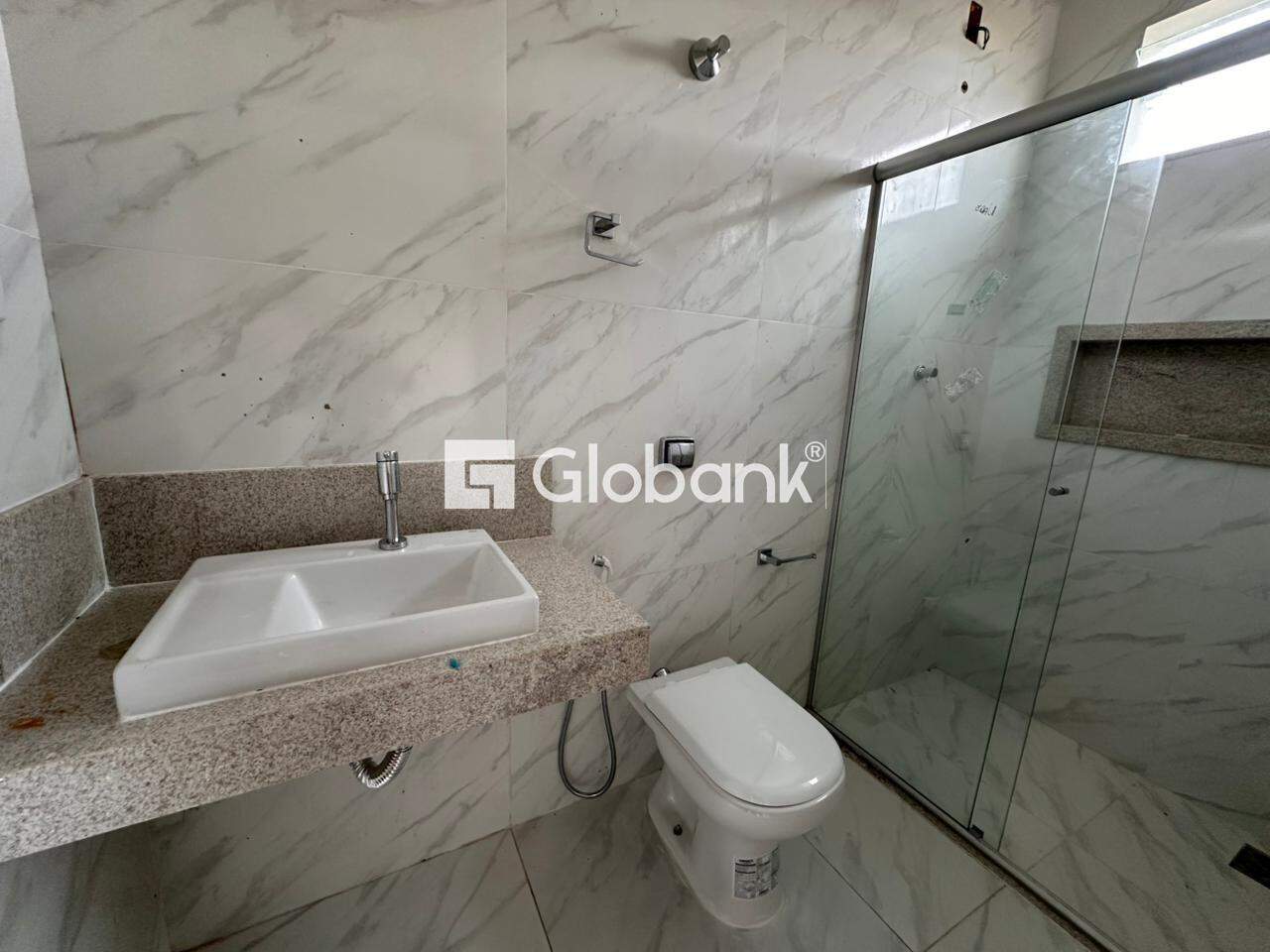 Casa 4 quartos à venda Augusta Mota 250m² Montes Claros MG: 