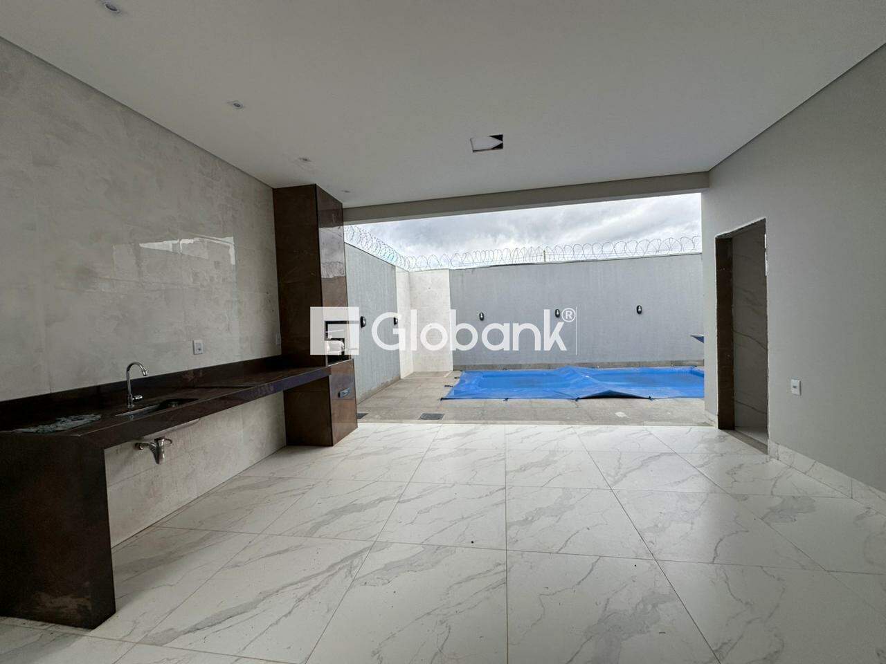 Casa 4 quartos à venda Augusta Mota 250m² Montes Claros MG: 