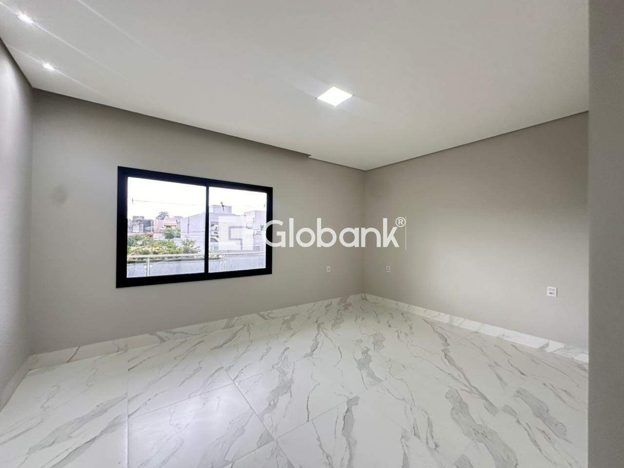 Casa 4 quartos à venda Augusta Mota 250m² Montes Claros MG: 