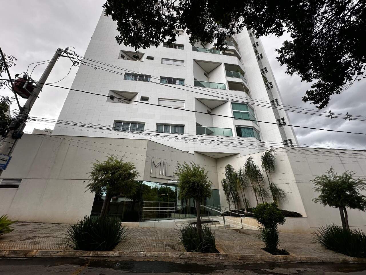 Apartamento 3 quartos para aluguel Cândida Câmara 120m² Montes Claros MG: Fachada