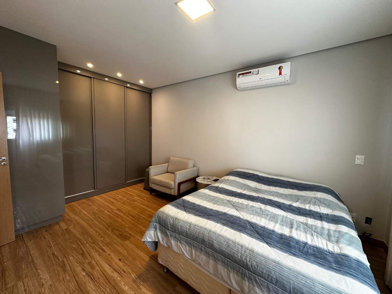 Apartamento 3 quartos para aluguel Cândida Câmara 120m² Montes Claros MG: Quarto3