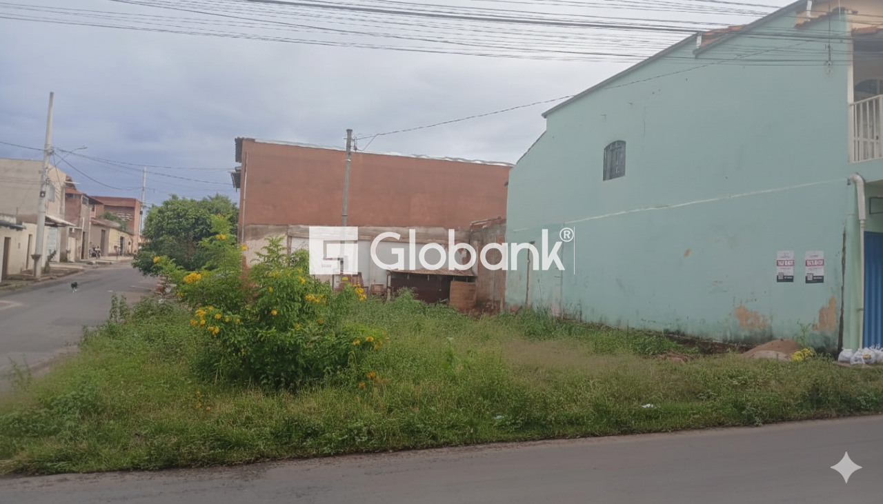 Terreno à venda Dona Gregória 200m² Montes Claros MG: 