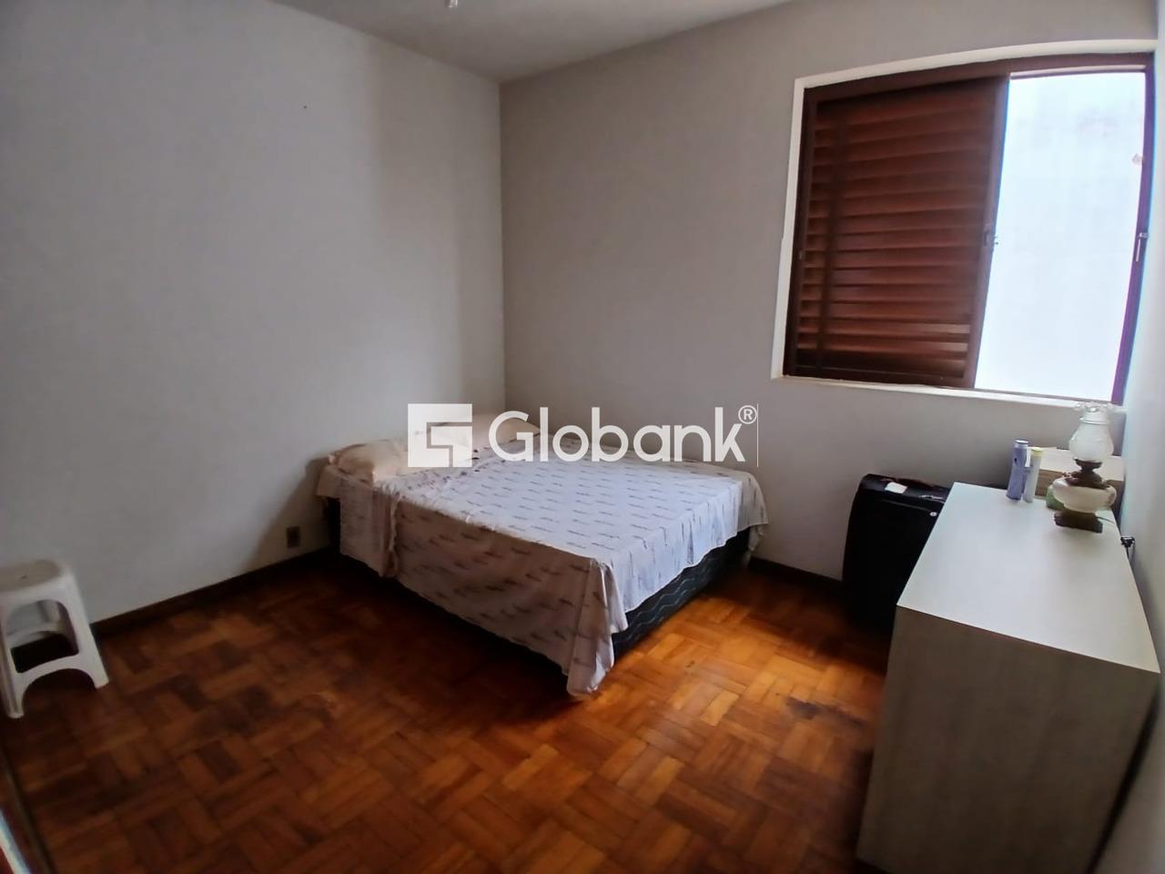 Casa 6 quartos à venda São José 450m² Montes Claros MG: 