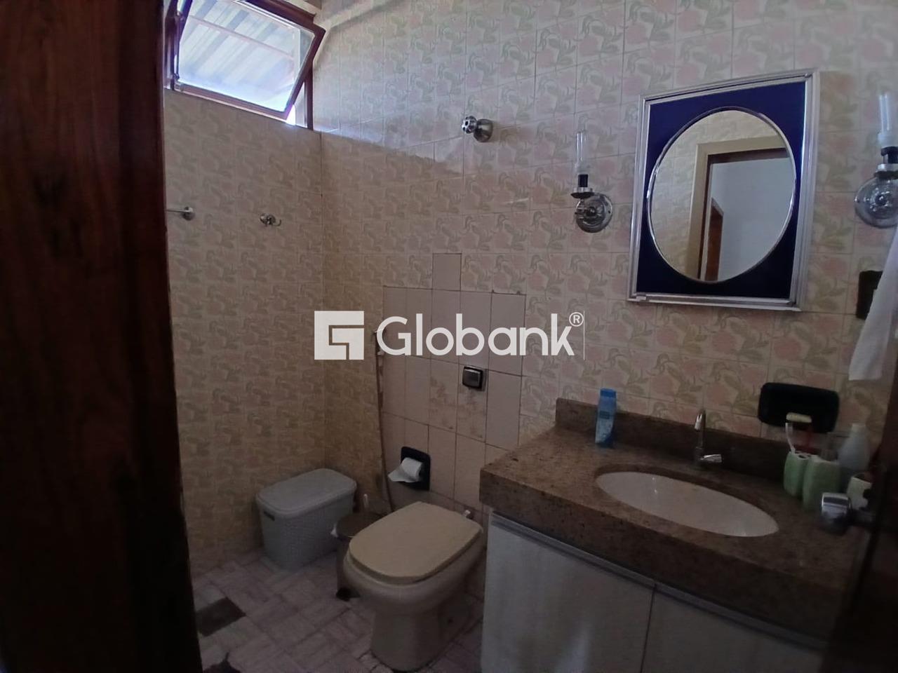 Casa 6 quartos à venda São José 450m² Montes Claros MG: 