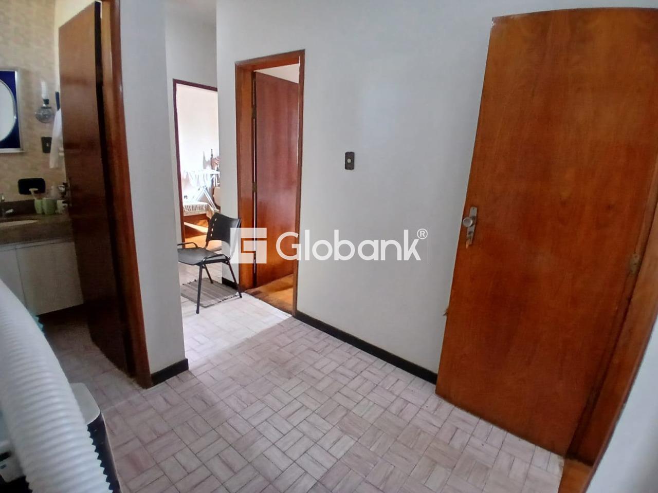 Casa 6 quartos à venda São José 450m² Montes Claros MG: 