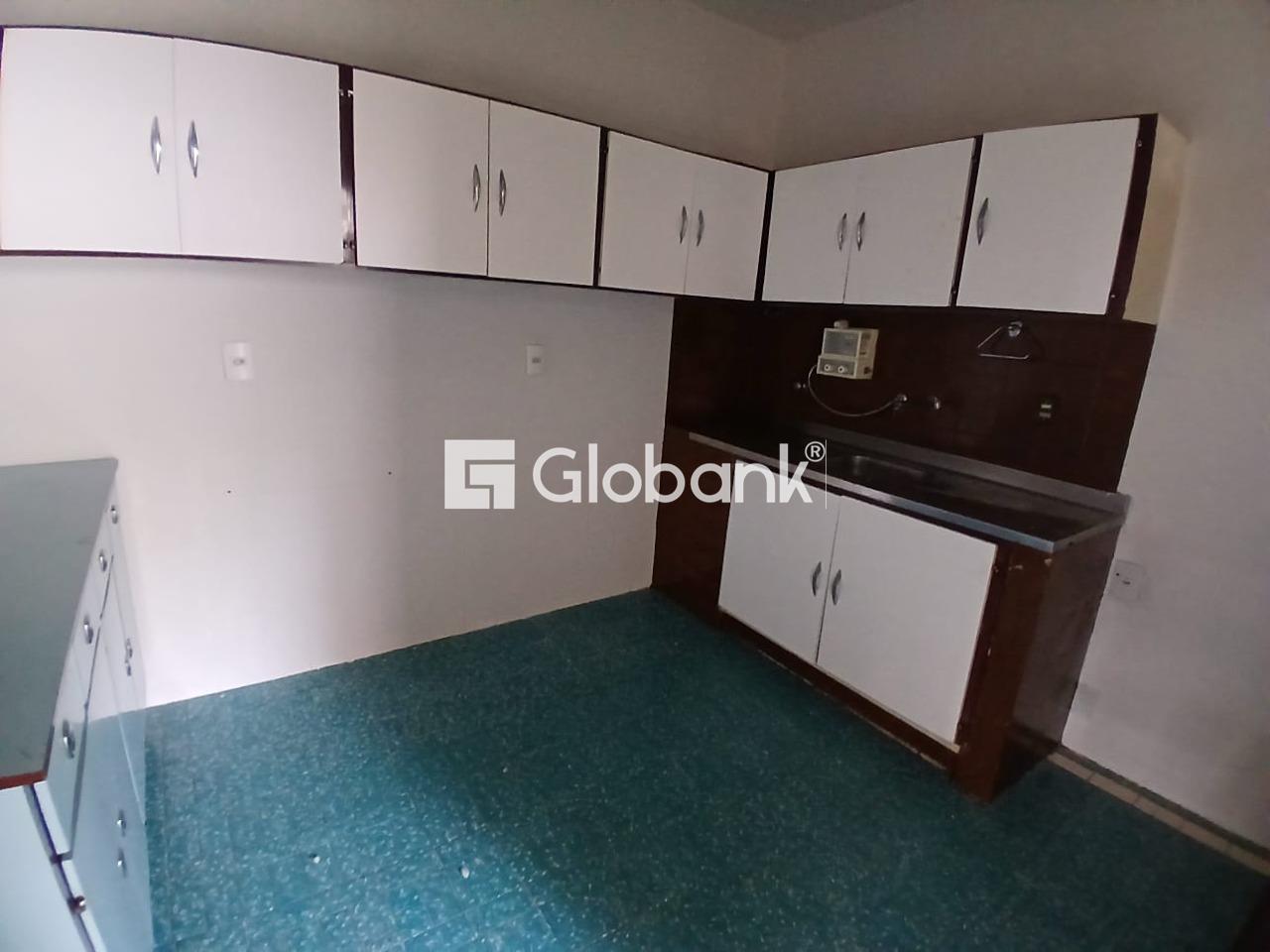 Casa 6 quartos à venda São José 450m² Montes Claros MG: 