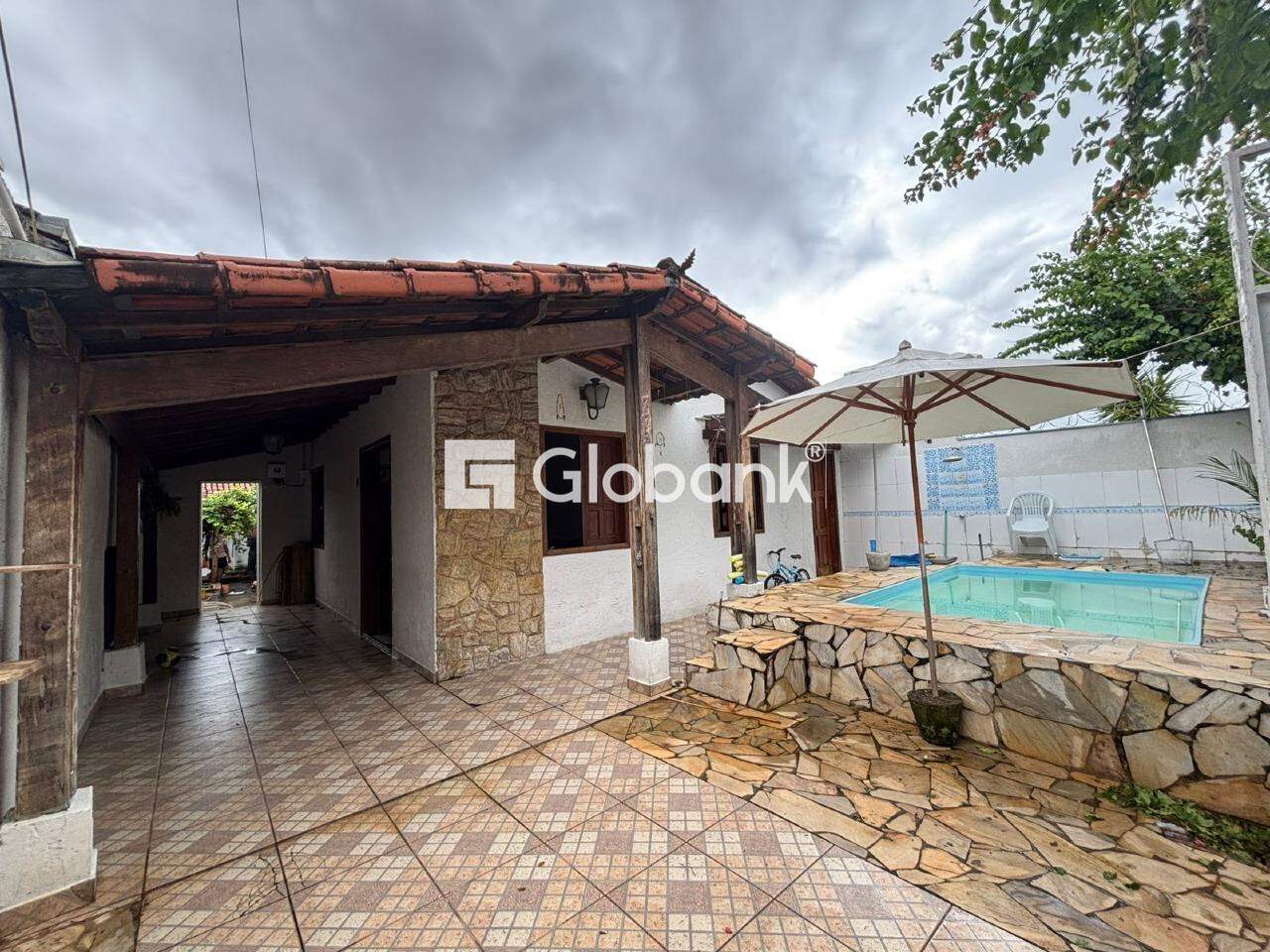 Casa 3 quartos à venda Cândida Câmara 300m² Montes Claros MG: 