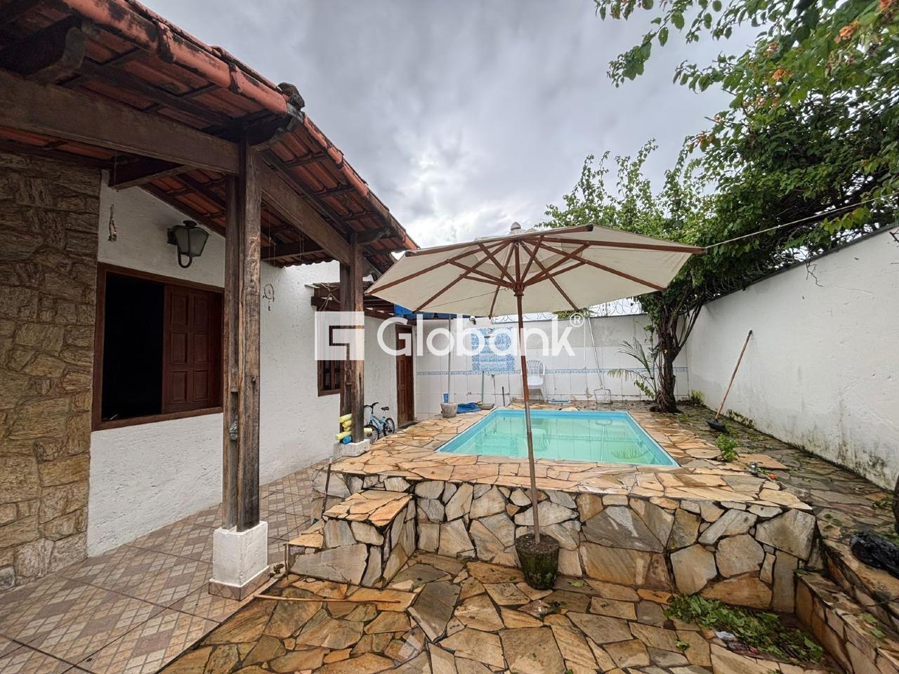 Casa 3 quartos à venda Cândida Câmara 300m² Montes Claros MG: 