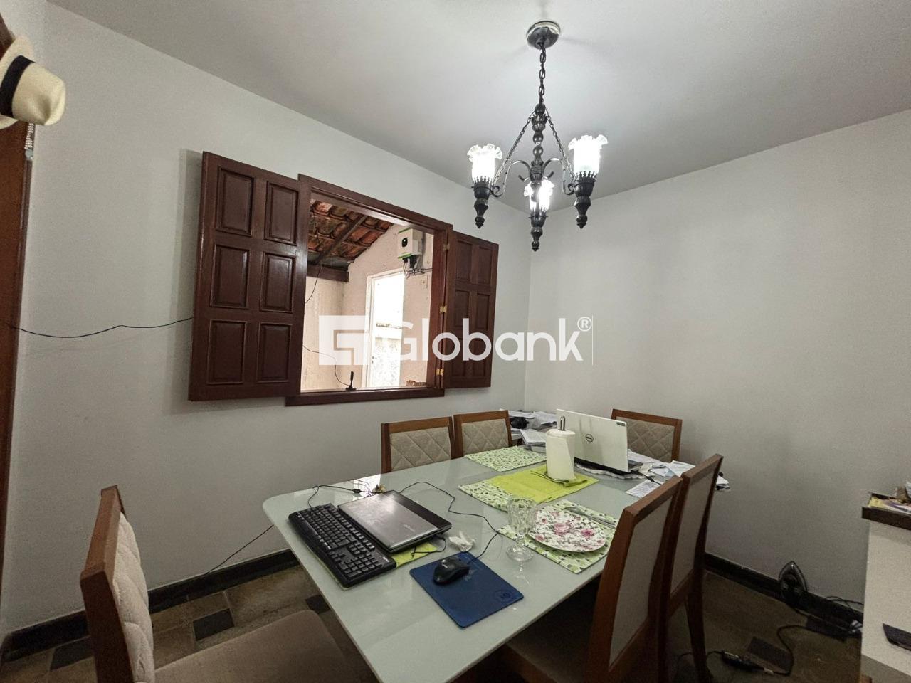 Casa 3 quartos à venda Cândida Câmara 300m² Montes Claros MG: 