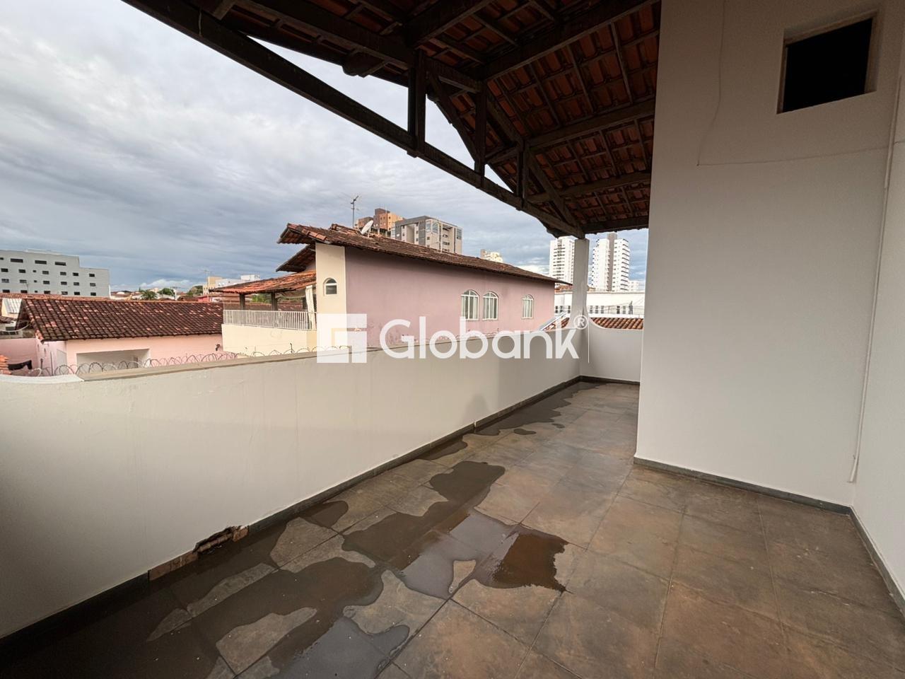 Casa 4 quartos para aluguel Todos os Santos 320m² Montes Claros MG: Varanda quarto