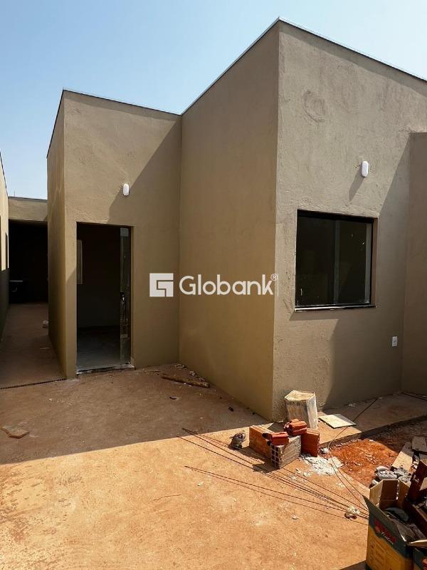 Casa 2 quartos à venda Vila Aliança 48m² Montes Claros MG: 