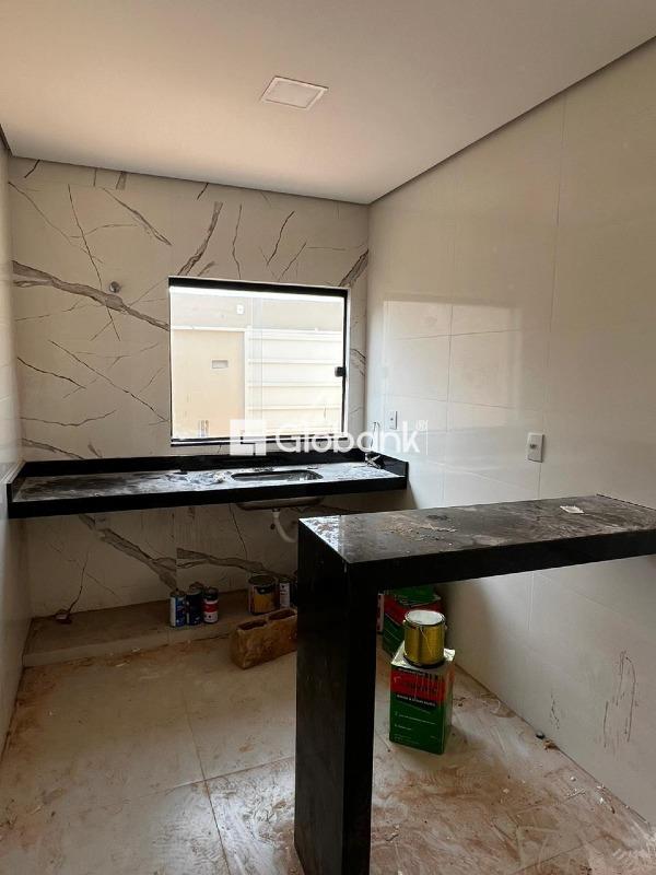 Casa 2 quartos à venda Vila Aliança 48m² Montes Claros MG: 