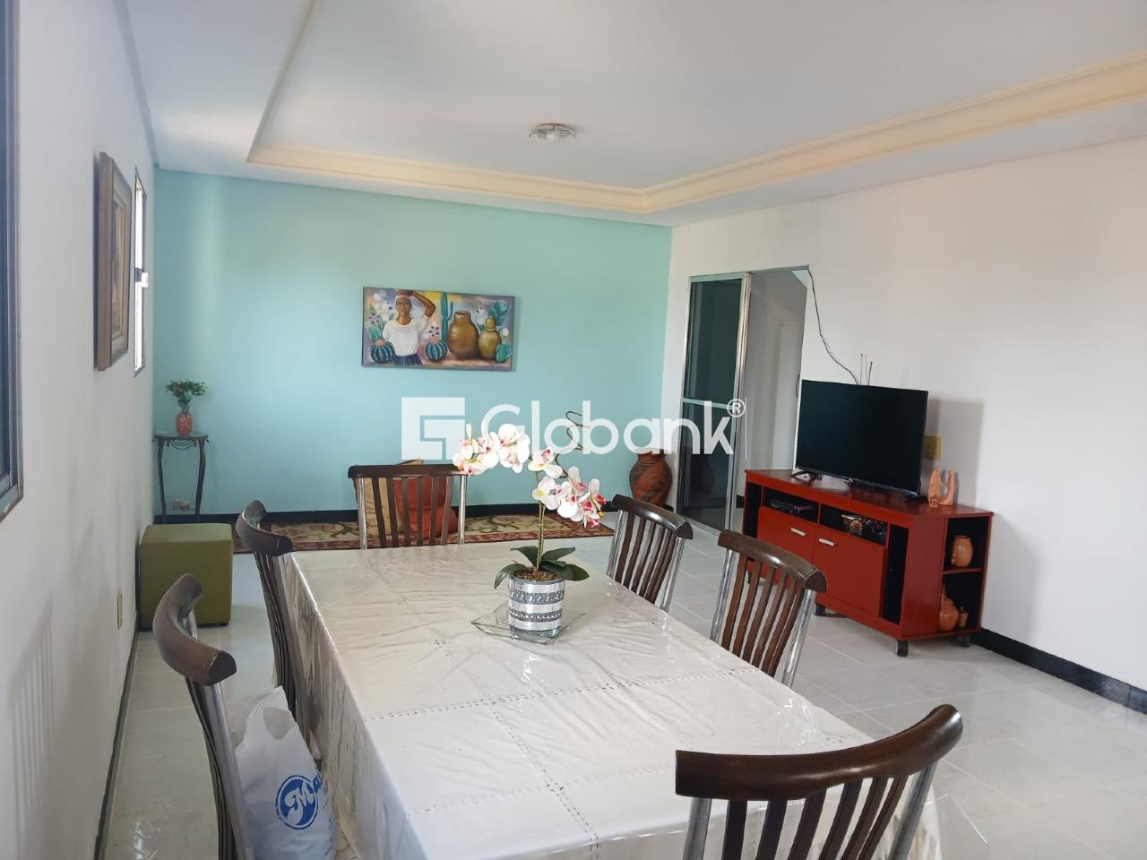 Casa 5 quartos à venda Centro 218m² Montes Claros MG: 