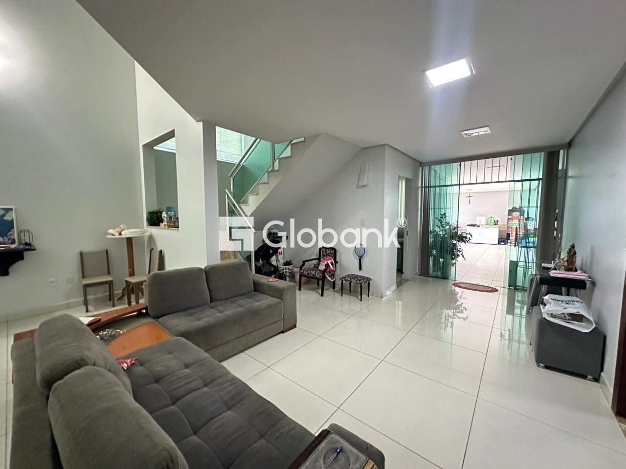 Casa 5 quartos para aluguel Ibituruna 360m² Montes Claros MG: Sala