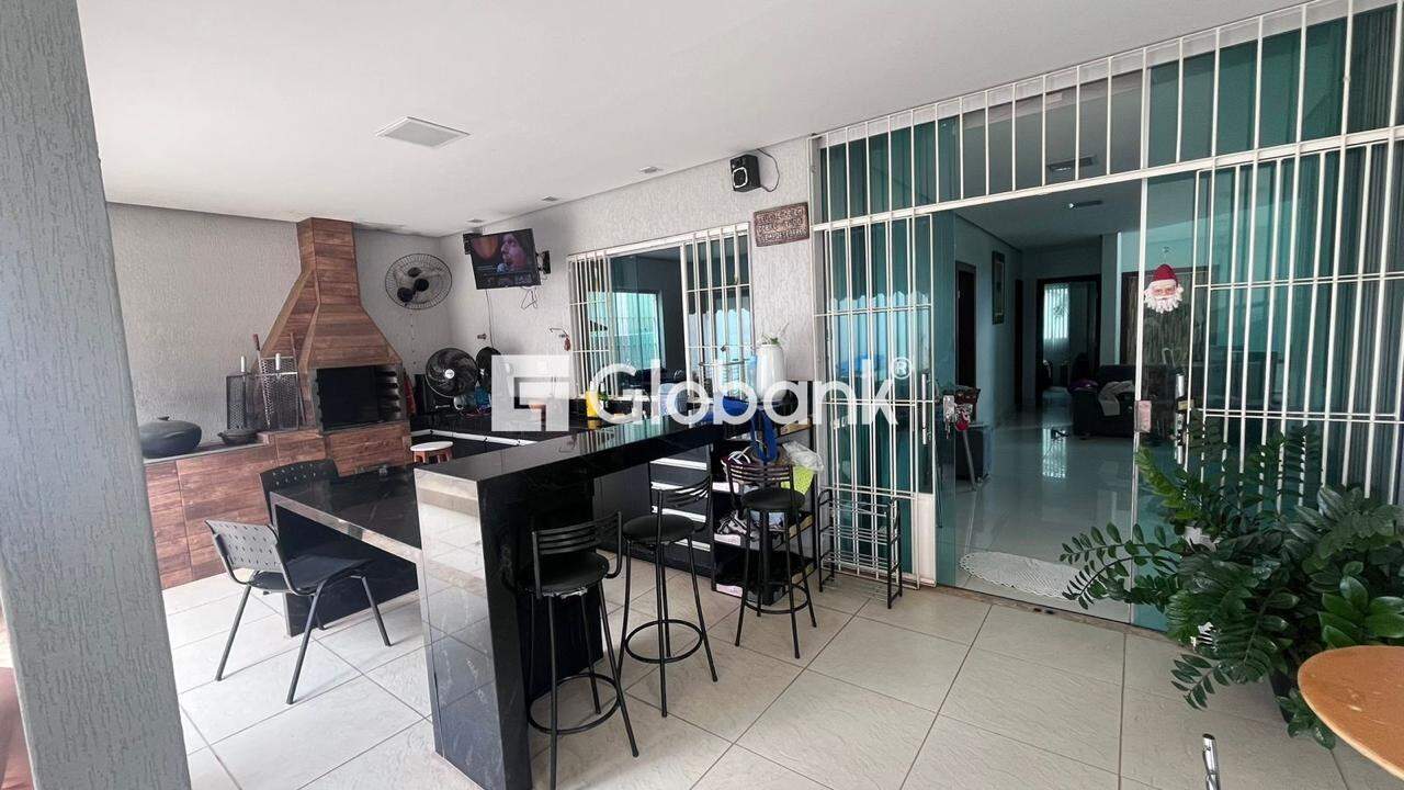 Casa 5 quartos para aluguel Ibituruna 360m² Montes Claros MG: 
