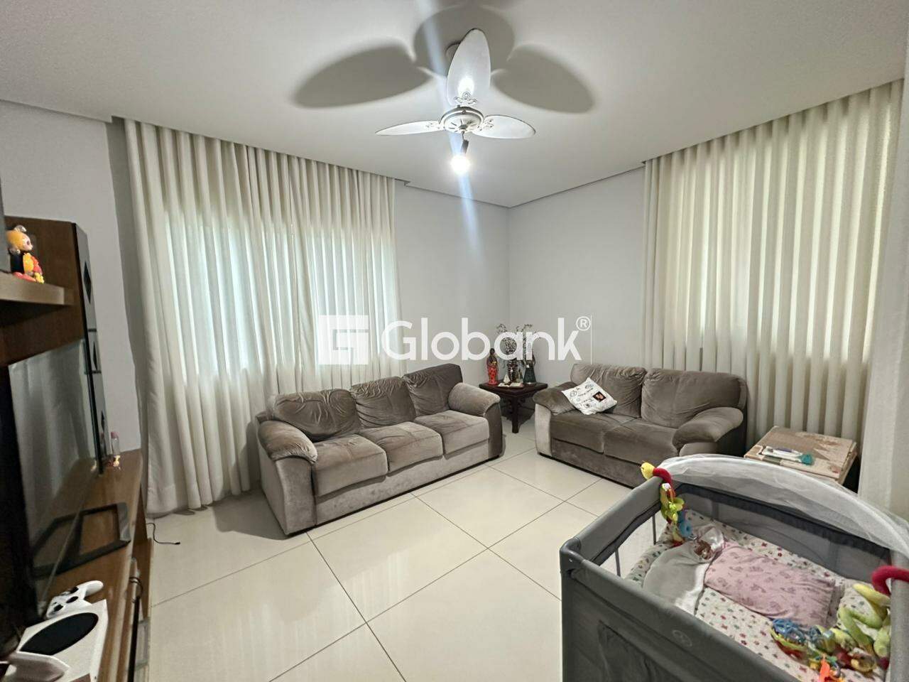 Casa 5 quartos para aluguel Ibituruna 360m² Montes Claros MG: Sala
