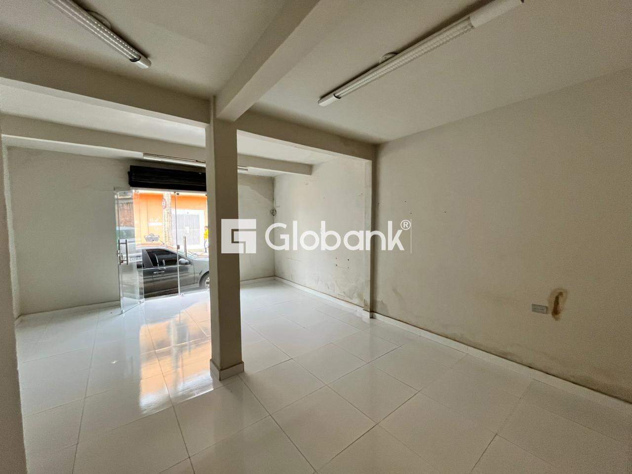 Ponto comercial para aluguel Cintra 35m² Montes Claros MG: 