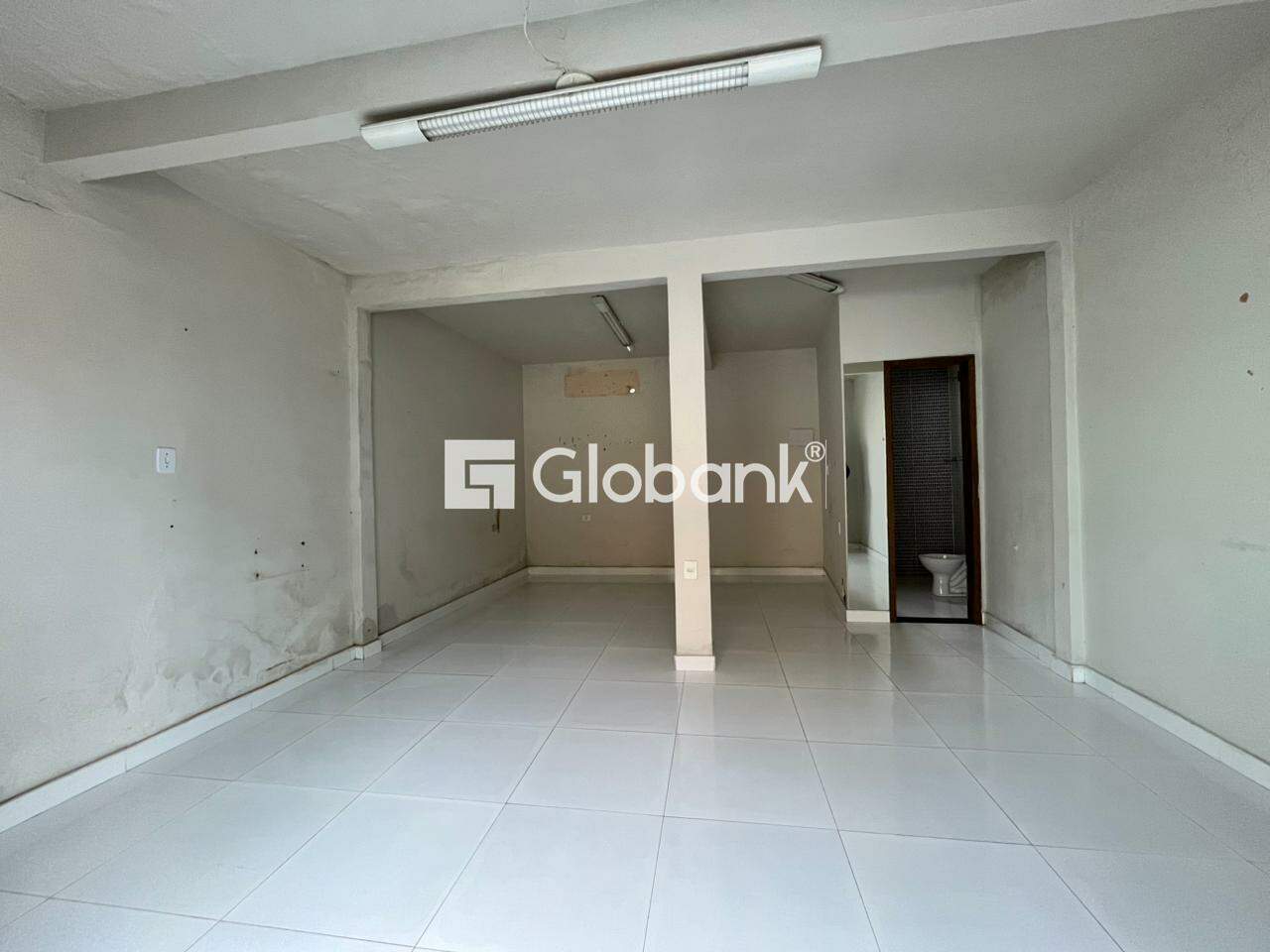 Ponto comercial para aluguel Cintra 35m² Montes Claros MG: 