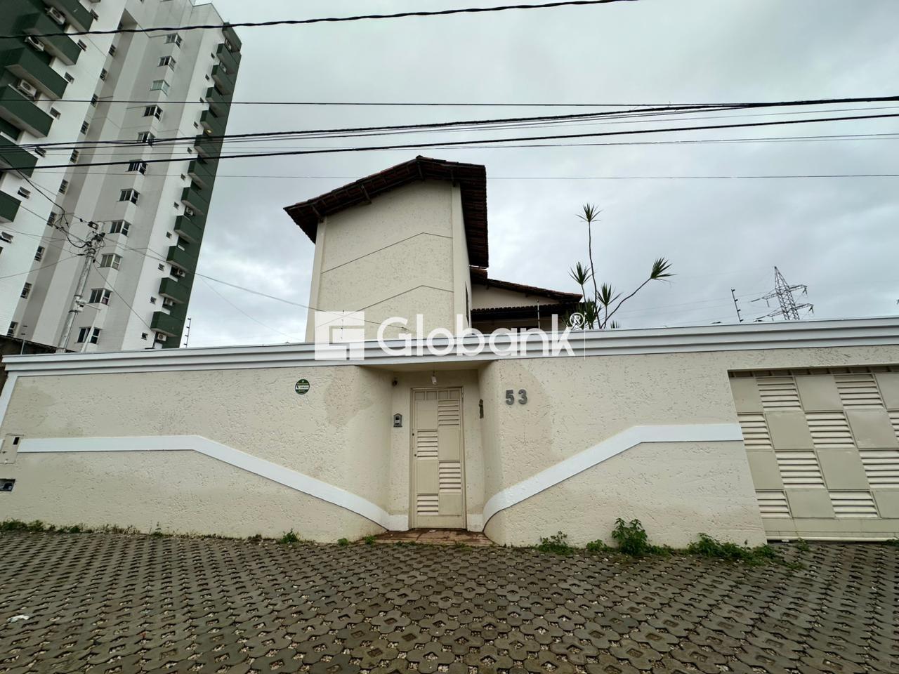Casa 7 quartos para aluguel Ibituruna 303,4m² Montes Claros MG: Fachada