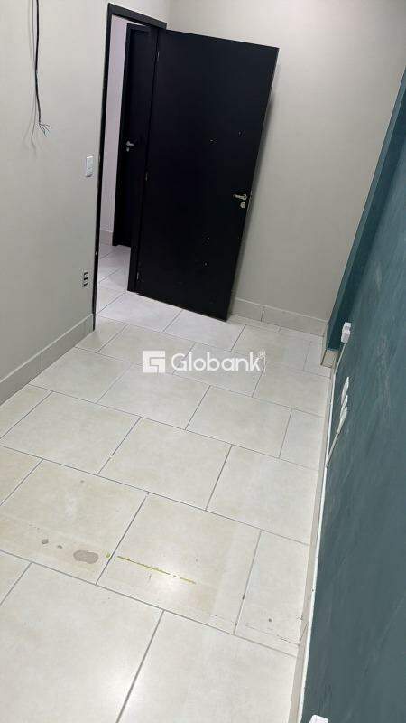 Sala comercial para aluguel Centro 40m² Montes Claros MG: Interior