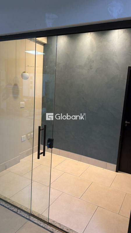 Sala comercial para aluguel Centro 40m² Montes Claros MG: Fachada