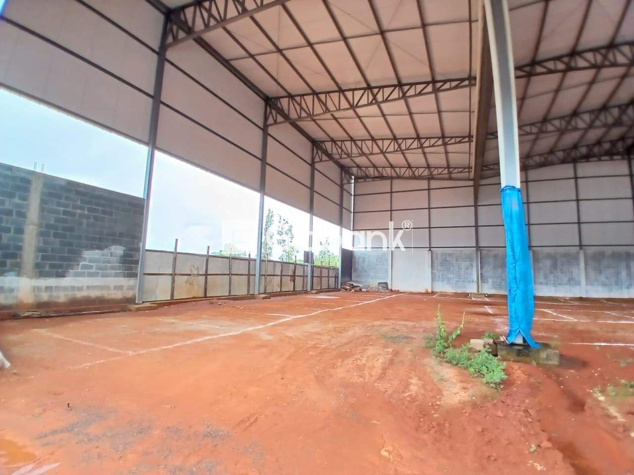 Galpão à venda Jardim Primavera 1.500m² Montes Claros MG: Interior