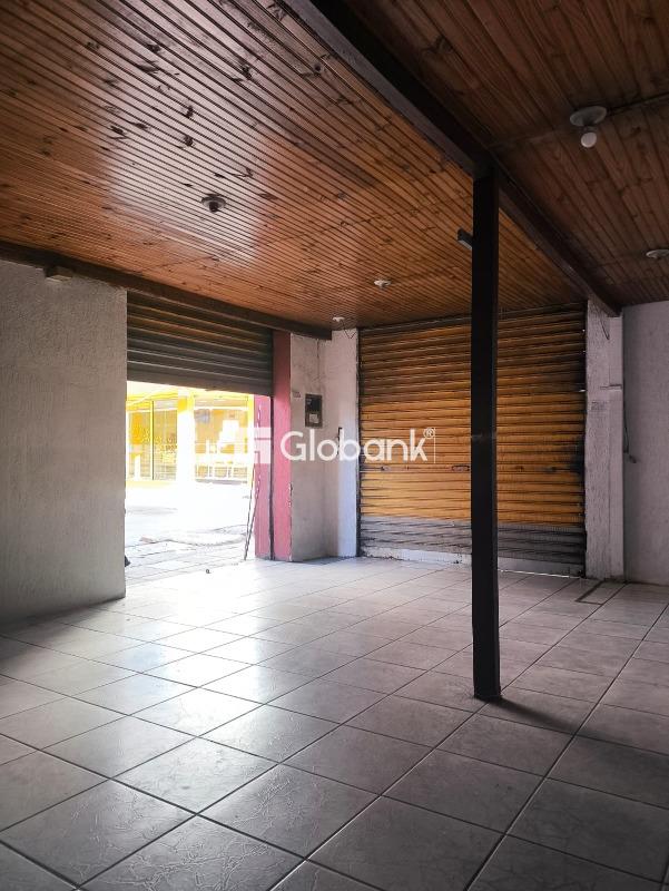 Ponto comercial para aluguel Centro 70m² Montes Claros MG: Interior