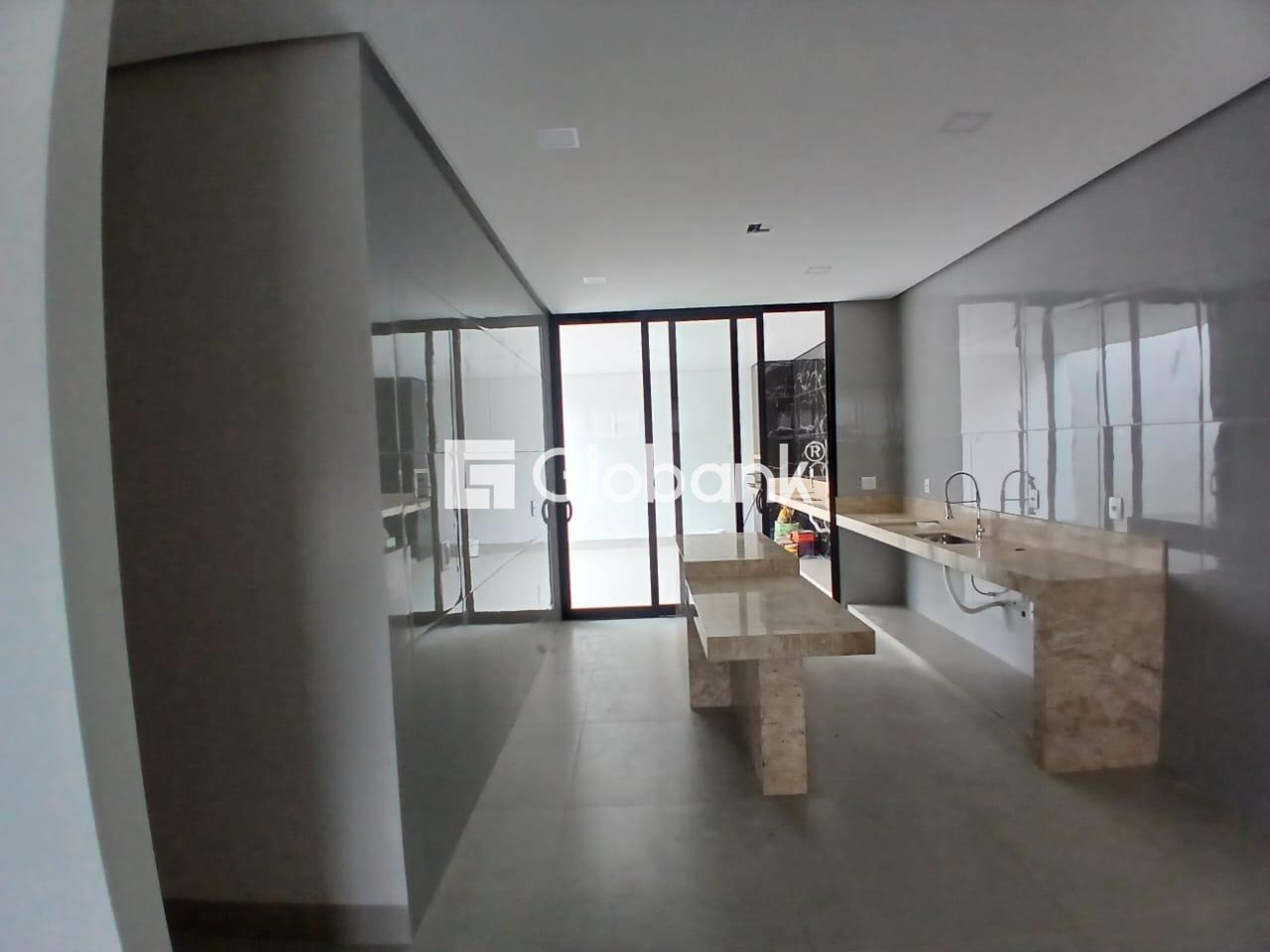 Casa 3 quartos à venda Universitário 150m² Montes Claros MG: 