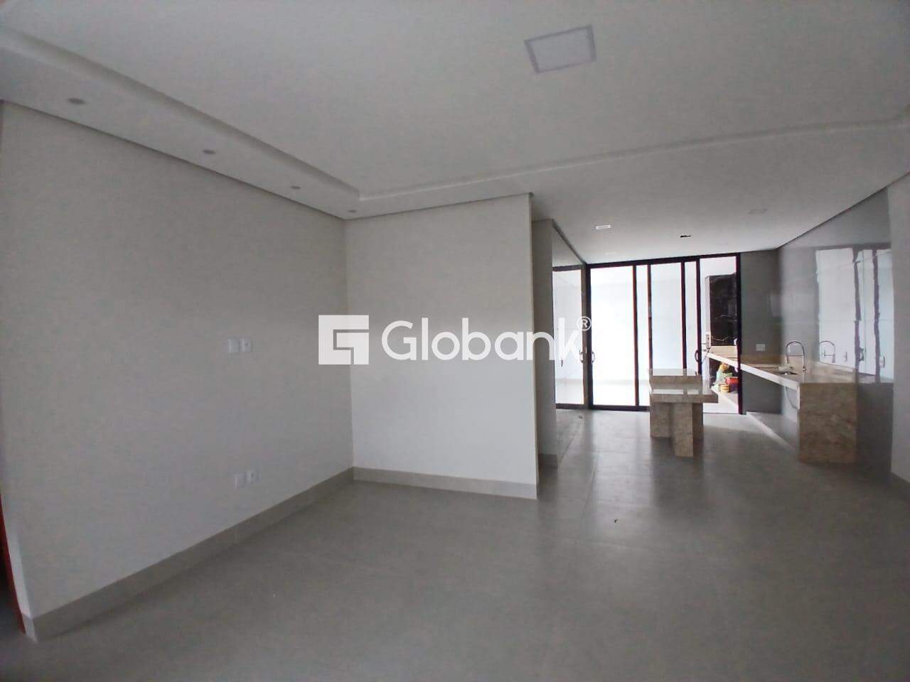 Casa 3 quartos à venda Universitário 150m² Montes Claros MG: 