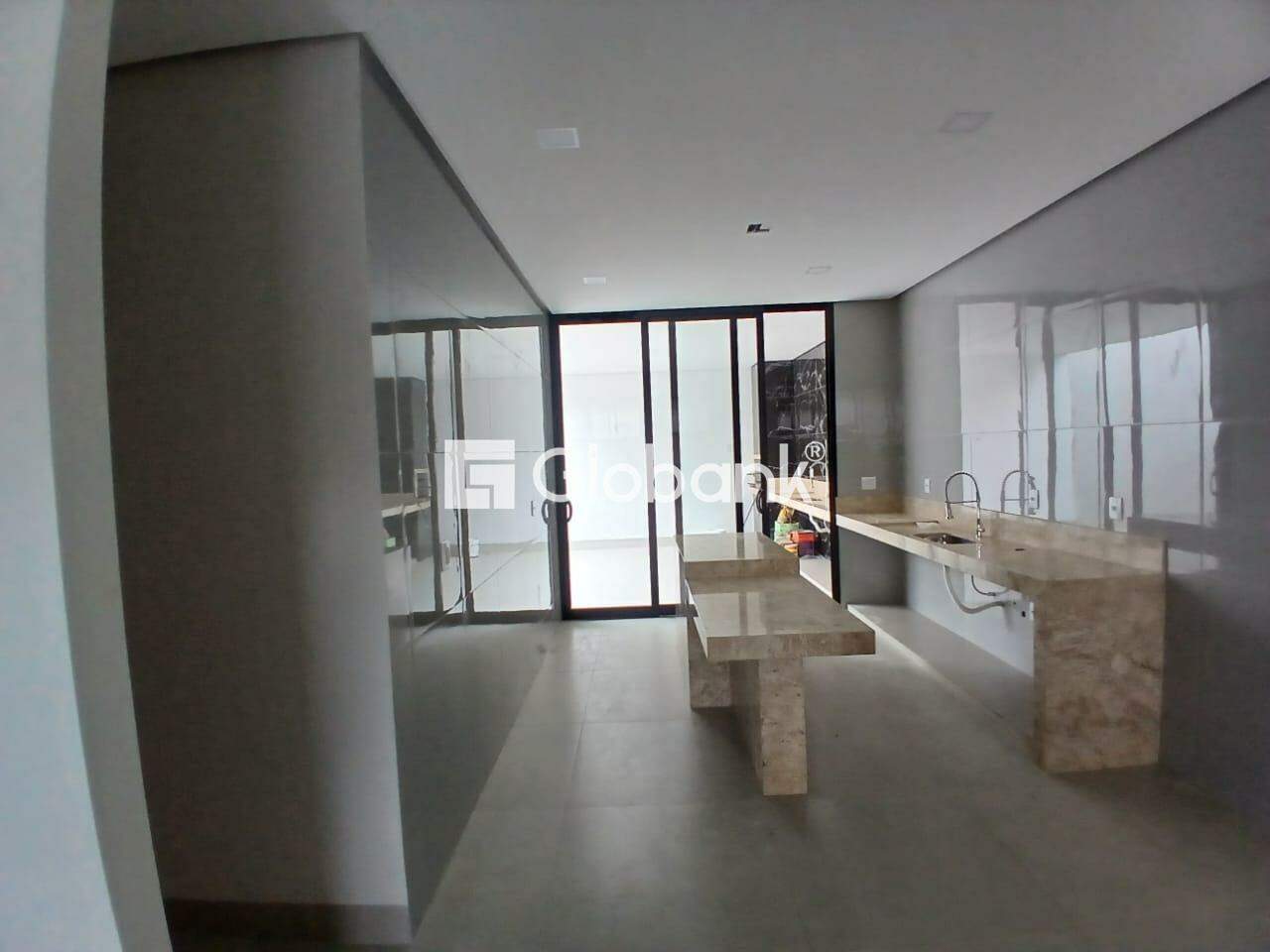 Casa 3 quartos à venda Universitário 150m² Montes Claros MG: 