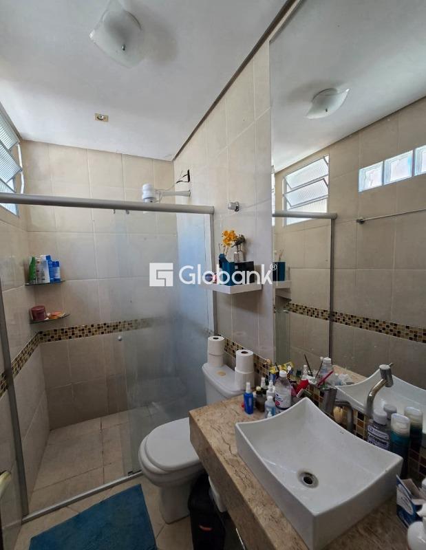 Casa 3 quartos à venda Sagrada Família 150m² Montes Claros MG: 
