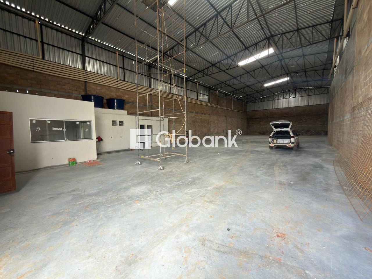 Galpão para aluguel Nossa Senhora Aparecida 672m² Montes Claros MG: 