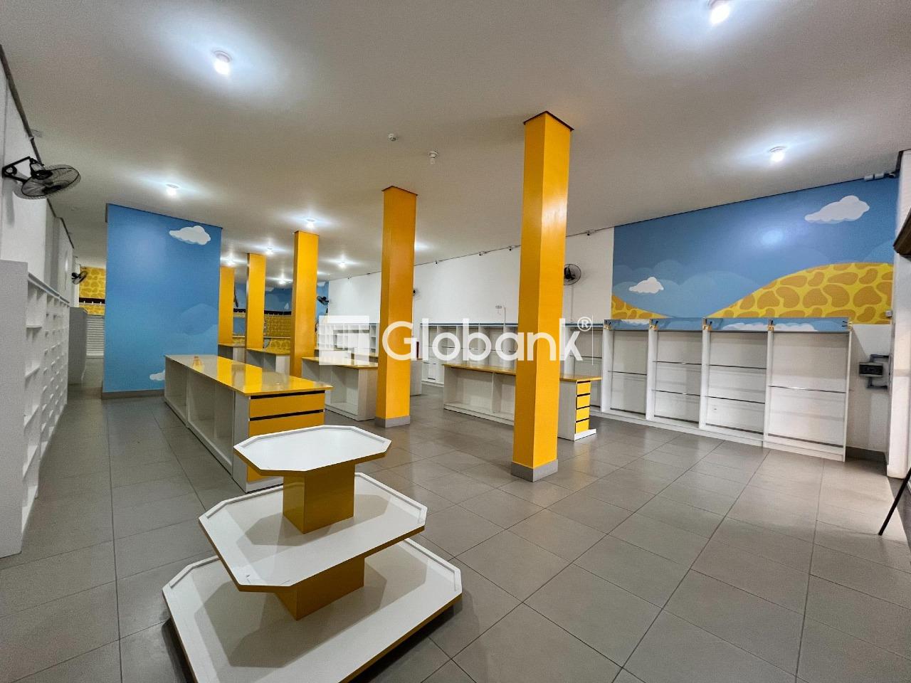 Ponto comercial para aluguel Cidade Nova 400m² Montes Claros MG: 