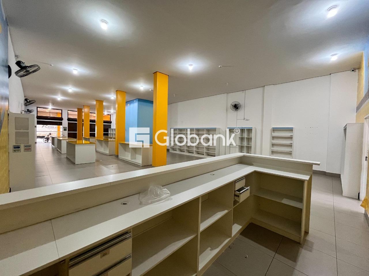 Ponto comercial para aluguel Cidade Nova 400m² Montes Claros MG: 