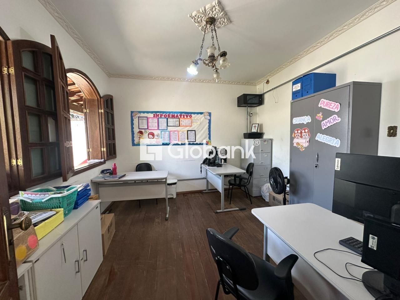 Casa 5 quartos para aluguel Cândida Câmara 163m² Montes Claros MG: 