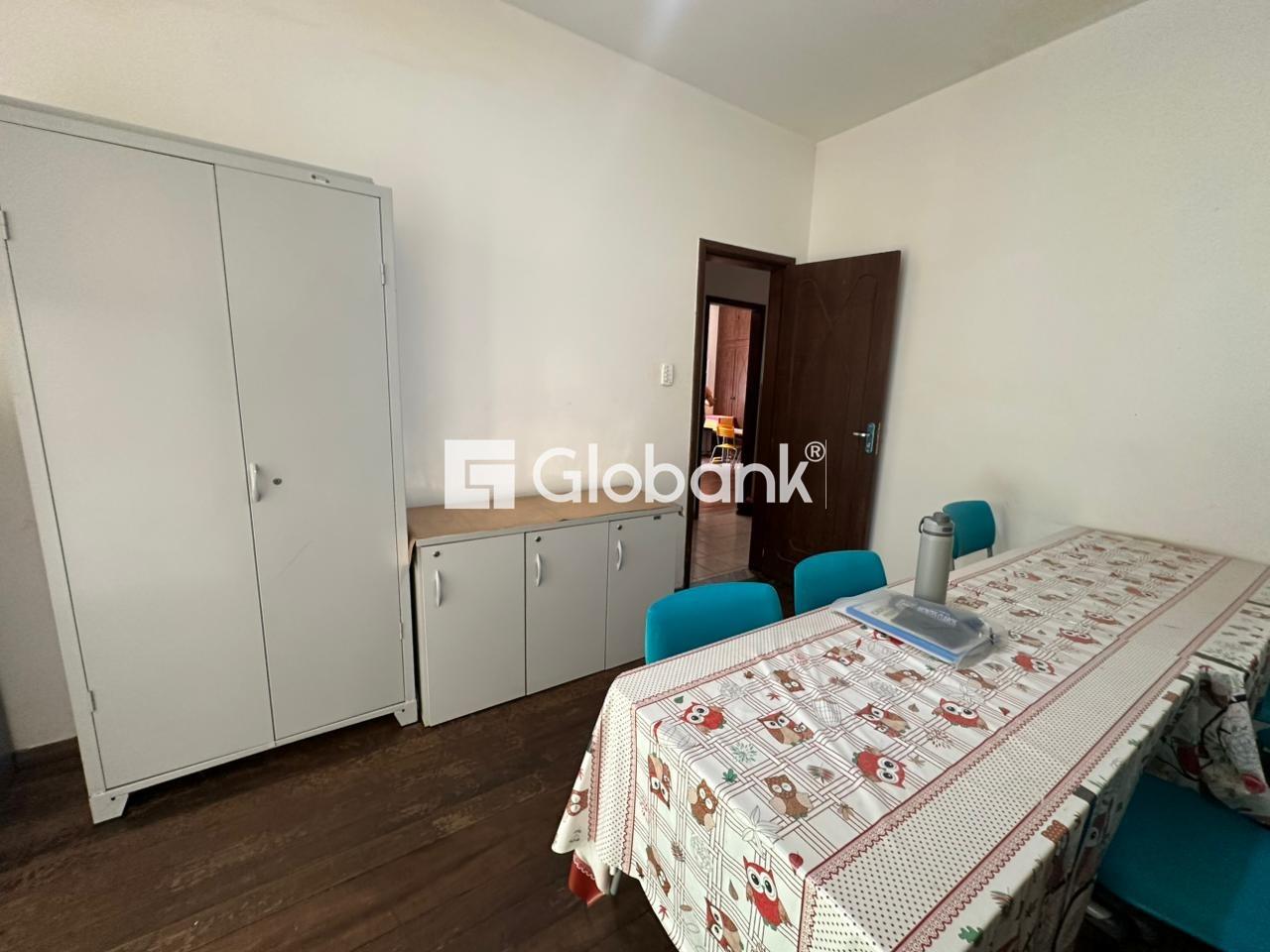 Casa 5 quartos para aluguel Cândida Câmara 163m² Montes Claros MG: 