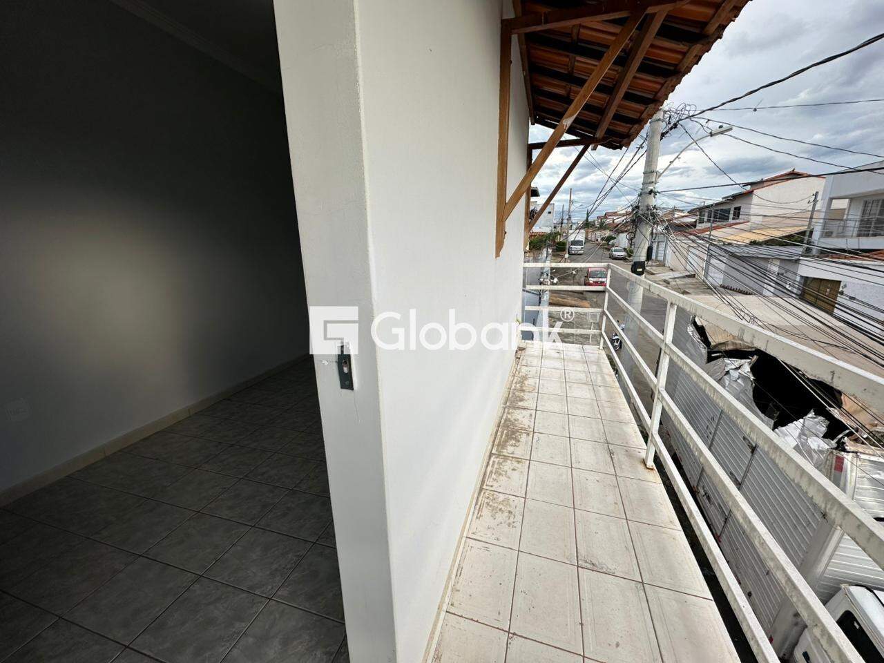 Kitnet 1 quarto para aluguel Alcides Rabelo 40m² Montes Claros MG: Sacada