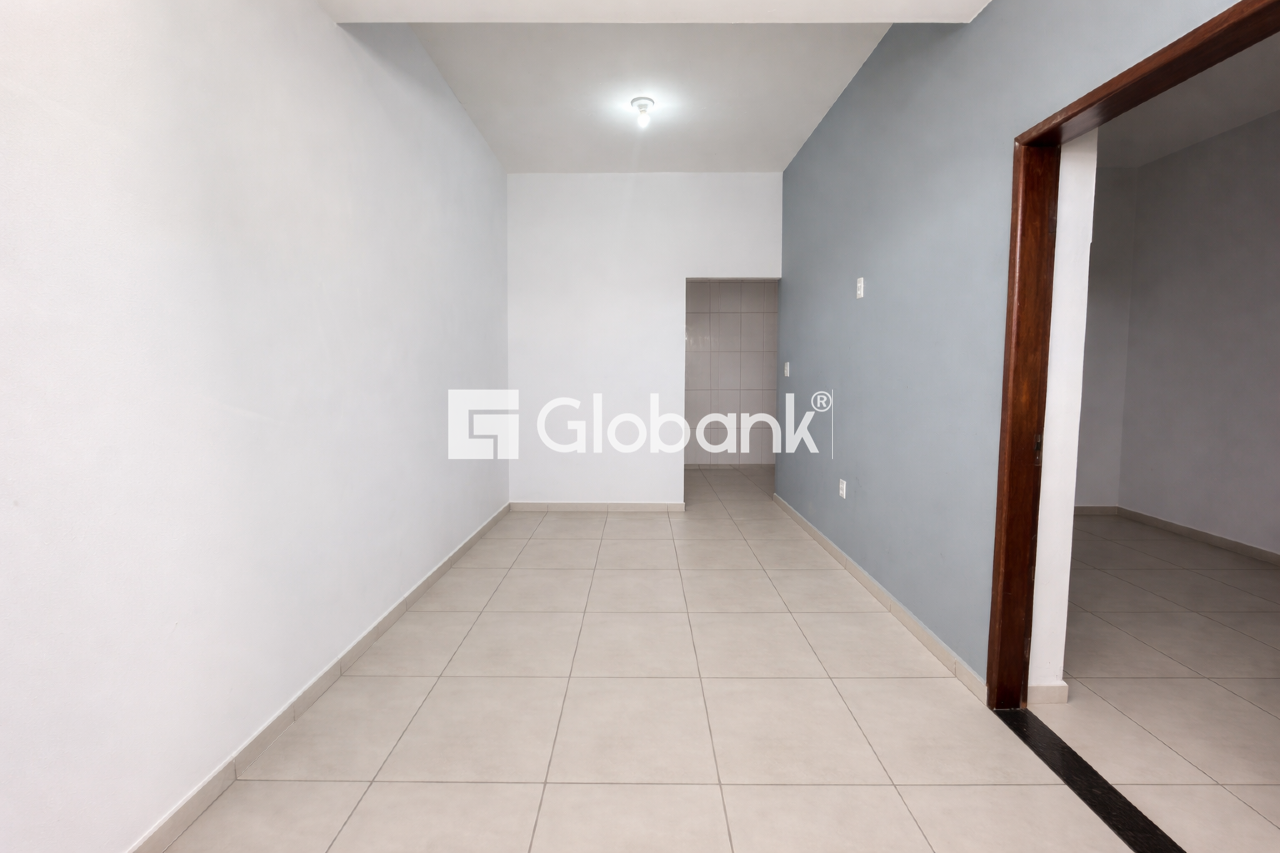 Kitnet 1 quarto para aluguel Alcides Rabelo 40m² Montes Claros MG: 